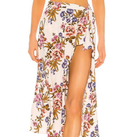 Tori Praver Kayla Floral Cover Up Skirt - Picture 2 of 7